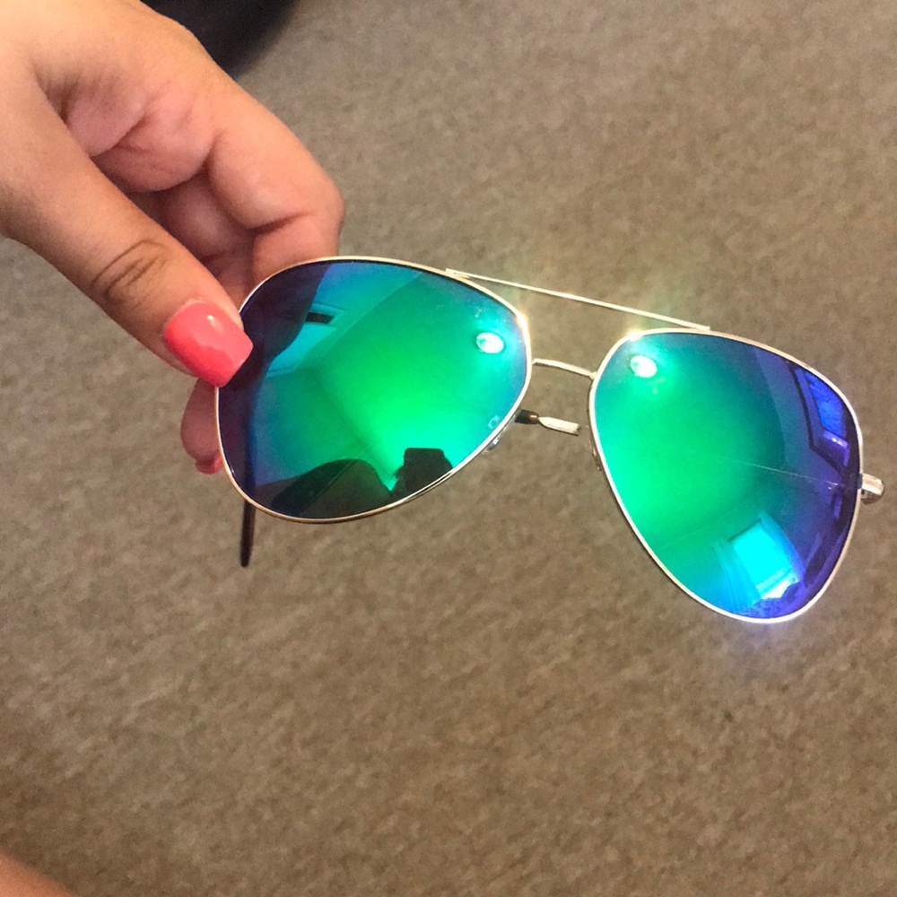 Aviator sunglasses